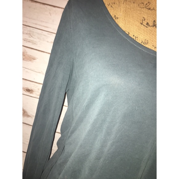 Old Navy Long Sleeve - Picture 2 of 4